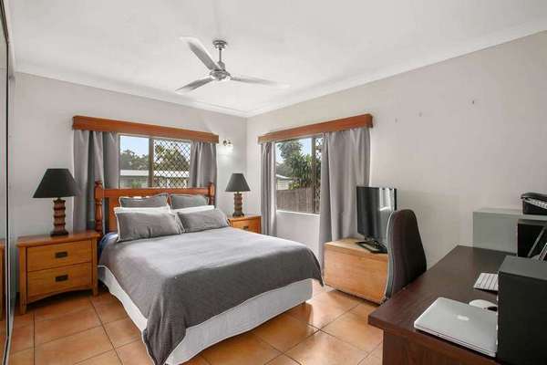 5 Carmel Close, Woree - Thumbnail 3