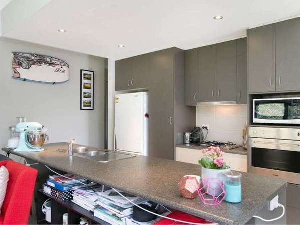 24 Timberlea Drive East, Bentley Park - Thumbnail 2