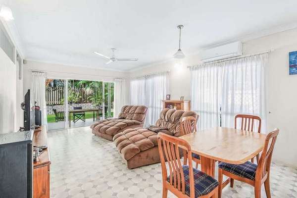 11 Myrtle Close, Mount Sheridan - Thumbnail 5