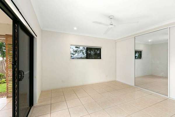 10 Bambusa Terrace, Mount Sheridan - Thumbnail 7