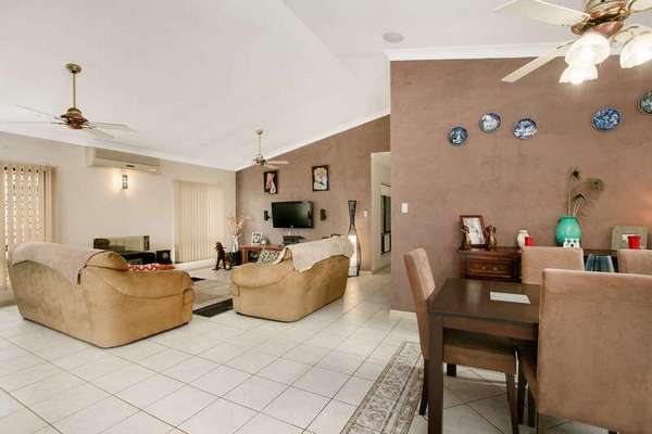 20 Scarlet Close, Mount Sheridan - Thumbnail 3