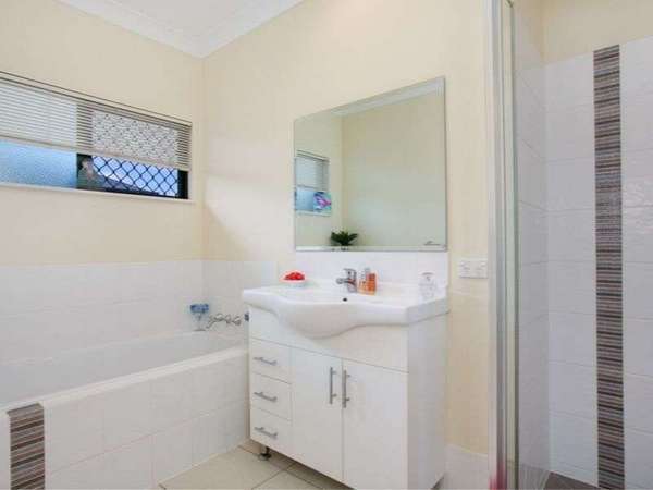 27 Monsoon Terrace, Mount Sheridan - Thumbnail 7