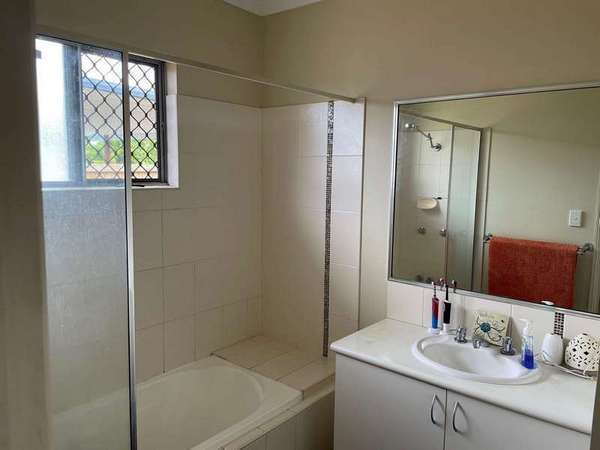 168 Timberlea Drive, Bentley Park - Thumbnail 7