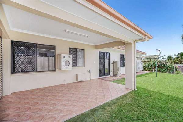 27 Foxtail Street, Mount Sheridan - Thumbnail 8