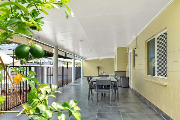 42 Golden Grove Drive, Bentley Park - Thumbnail 6