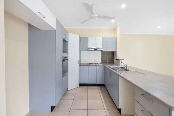 15 Lakefield Street, Mount Sheridan - Thumbnail 2