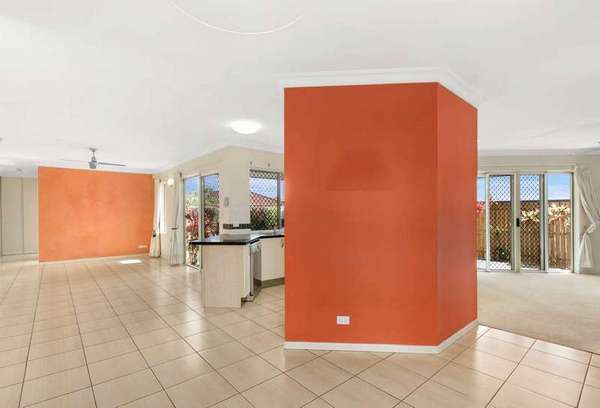 10 Bromley Close, Mount Sheridan - Thumbnail 7