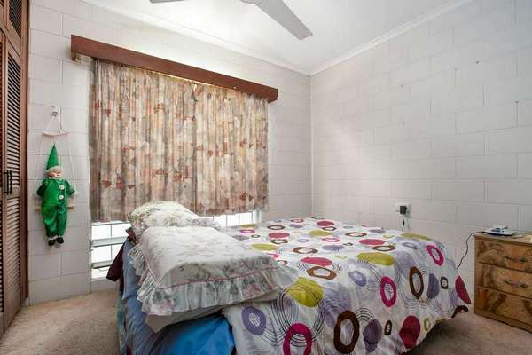6 Kimba Close, White Rock - Thumbnail 8
