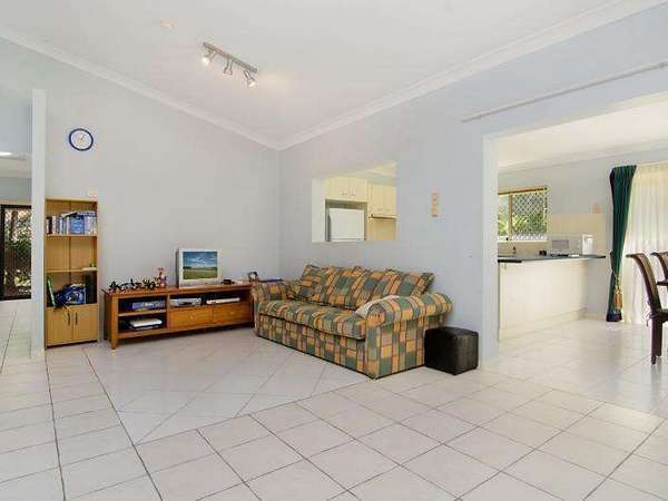 38 Stream Avenue, Kewarra Beach - Thumbnail 5