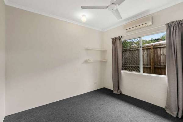 37 Percy Street, Mount Sheridan - Thumbnail 8