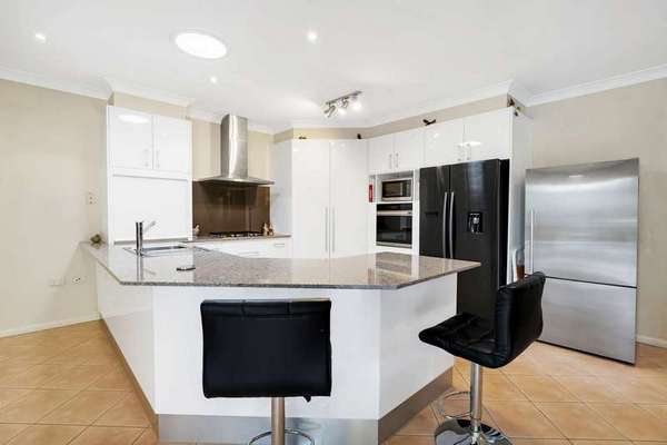 16 Bromley Close, Mount Sheridan - Thumbnail 7