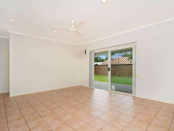 4 Taro Close, Mount Sheridan - Thumbnail 3