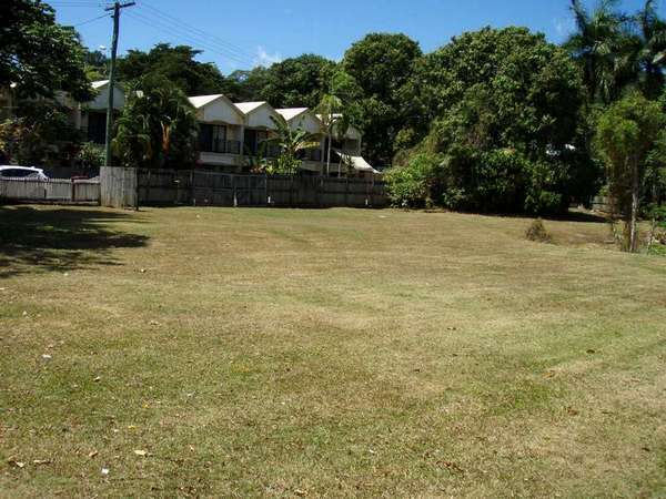 181-183 Kamerunga Rd, Freshwater - Image 1