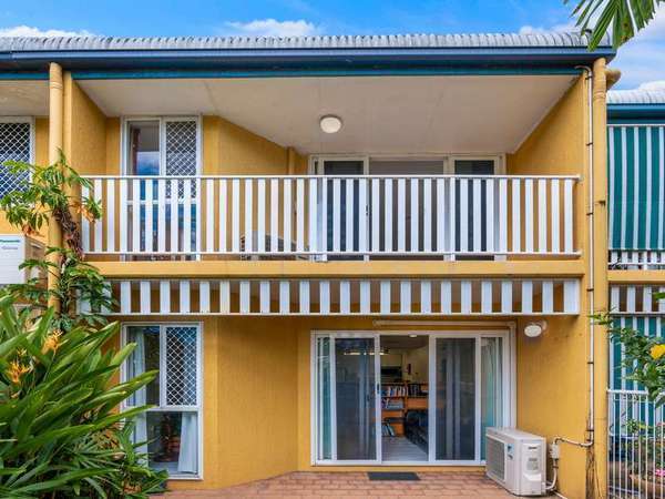 8/1 SPRINGFIELD CRESCENT, Manoora - Thumbnail 6