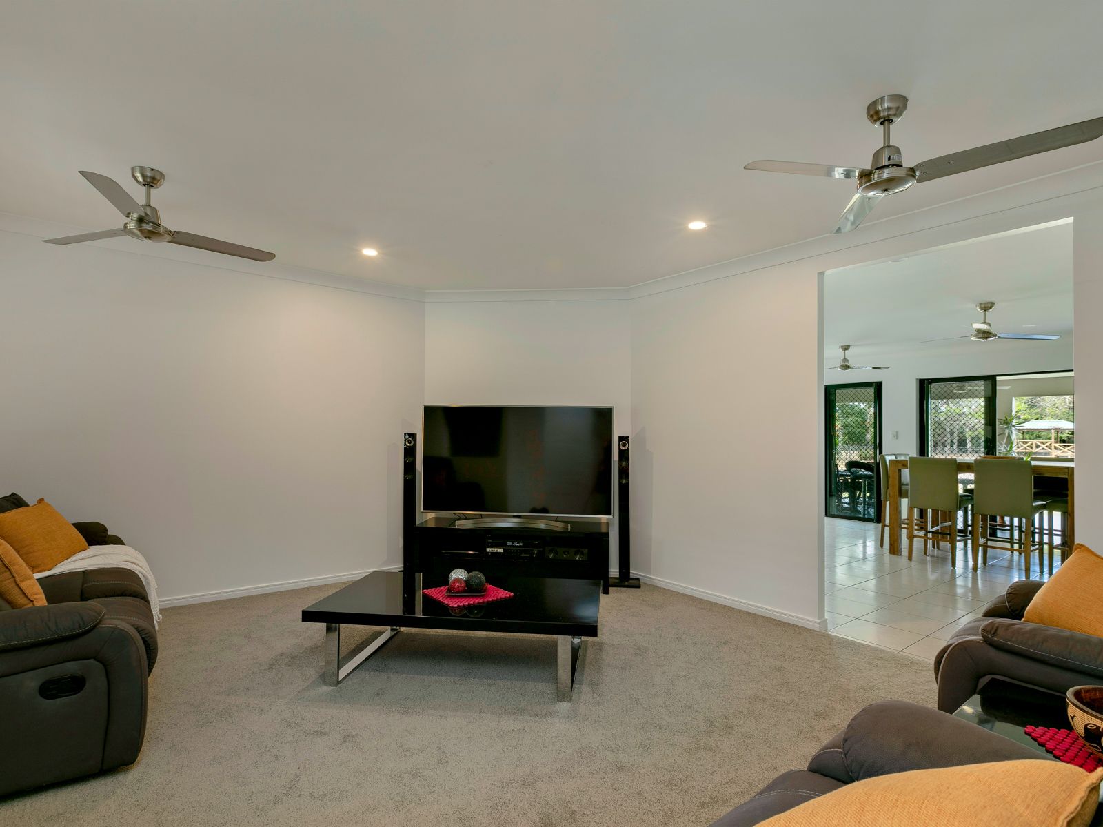 8-10 JOHNSON ROAD, White Rock - Thumbnail 6