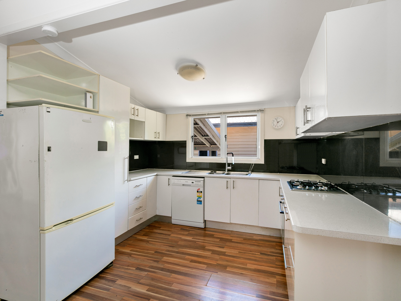 20 DALTON STREET, Bungalow - Thumbnail 4