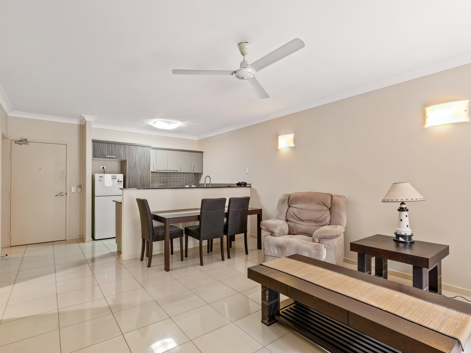 1210/12-21 Gregory Street, Westcourt - Thumbnail 6