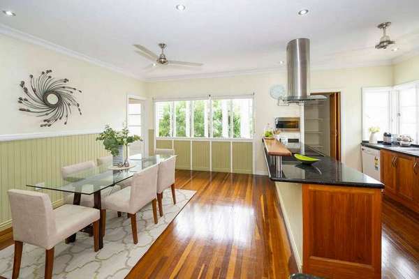 23 Hall Street, Edge Hill - Thumbnail 2