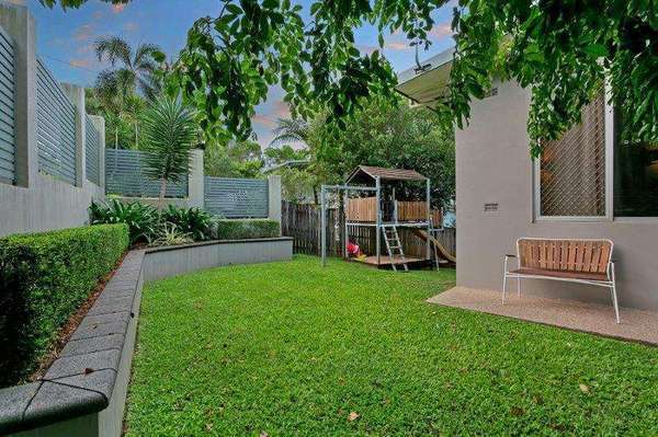 48 Flecker St, Whitfield - Thumbnail 7