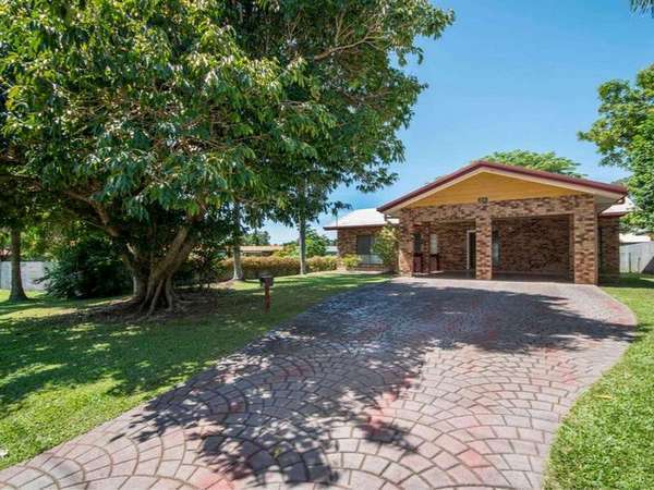 26 Simon St, Freshwater - Thumbnail 2