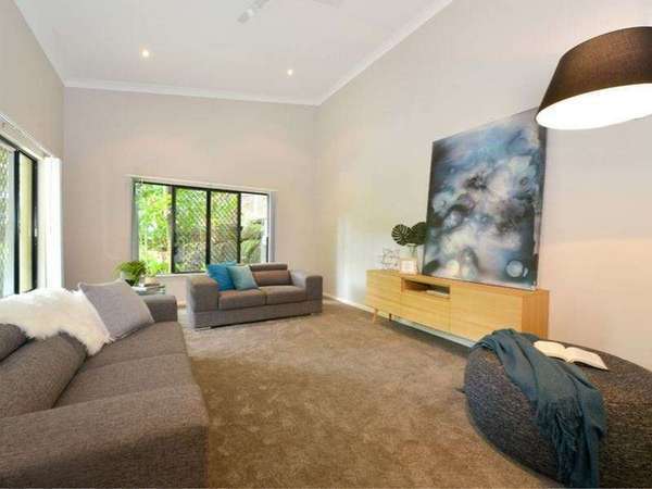 38-40 Cascades Dr, Redlynch - Thumbnail 5