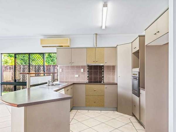 13 Brian St, Brinsmead - Thumbnail 5