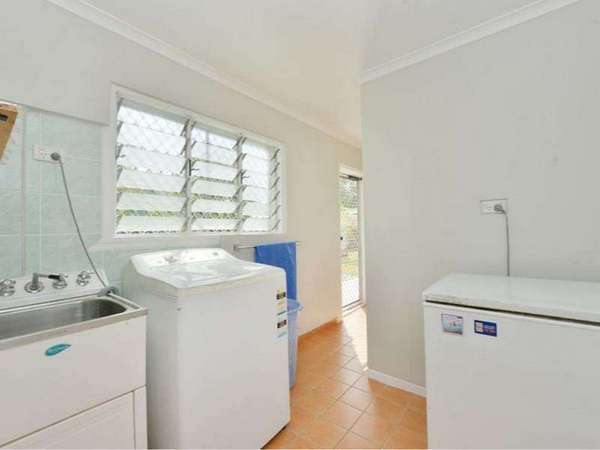 110 Russell St, Edge Hill - Thumbnail 8
