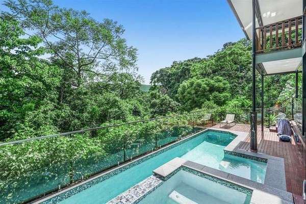 13 Planchonella Cl, Edge Hill - Thumbnail 3