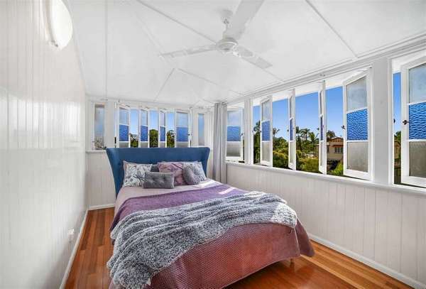8 Hillside Cl, Aeroglen - Thumbnail 8