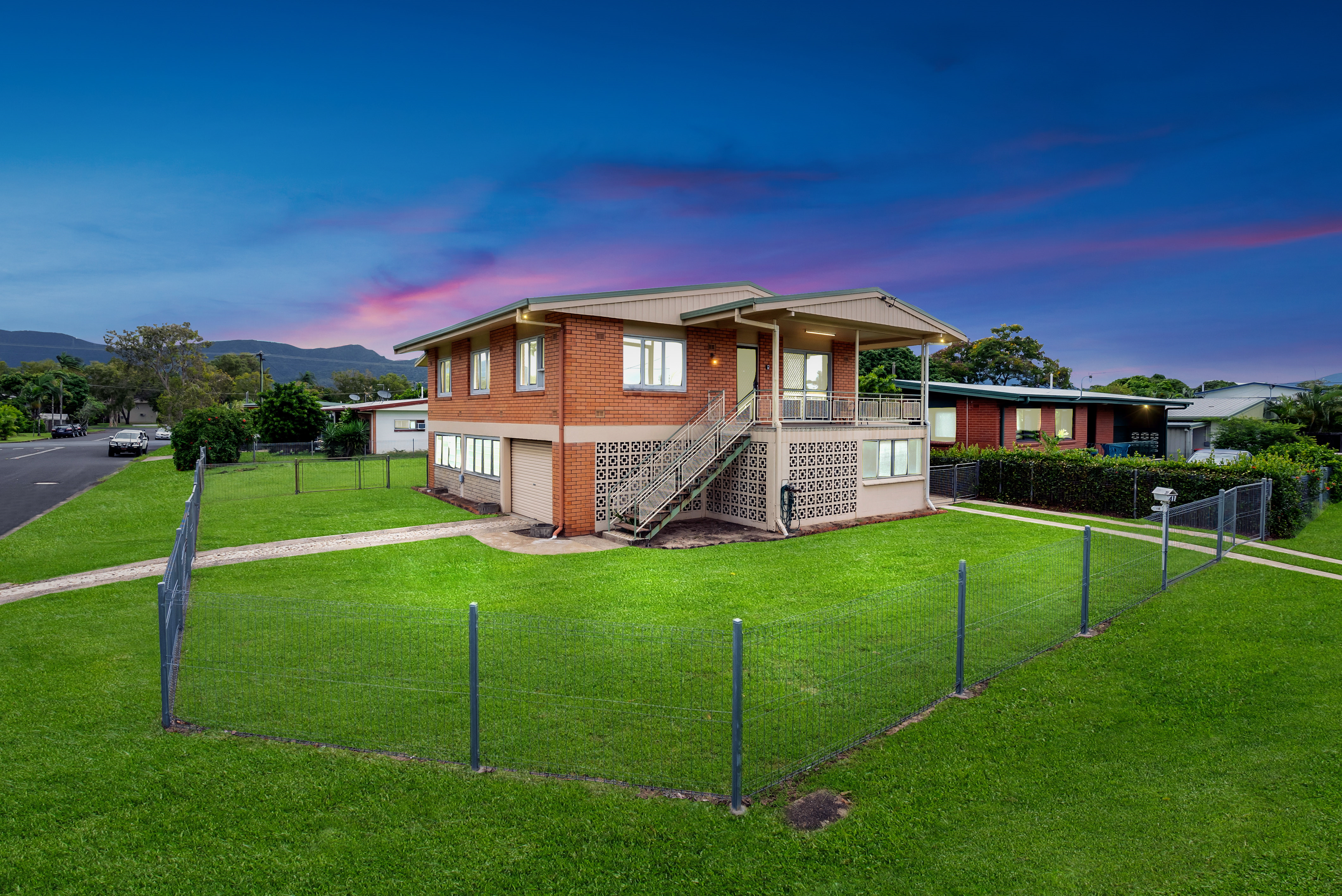 41 Curtin Street, Westcourt - Thumbnail 2