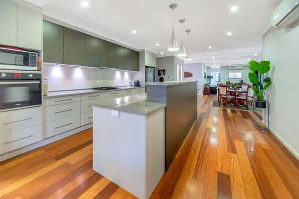 10 Whipbird Dr, Smithfield - Thumbnail 2