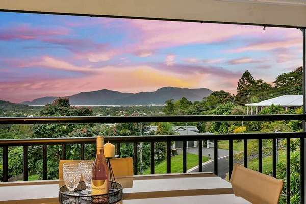 13 Panoramic Pl, Whitfield - Thumbnail 2