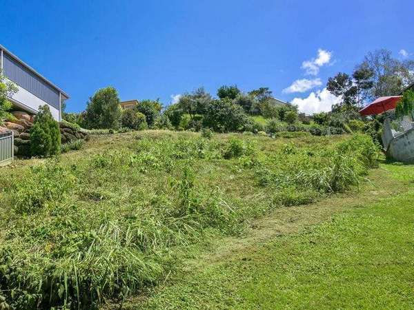 17 Eleanor Cl, Mooroobool - Thumbnail 7