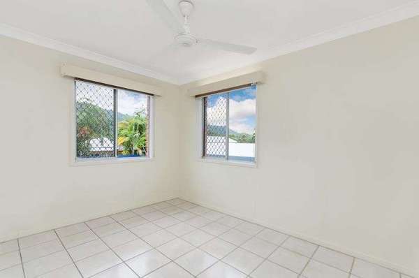 26 Duignan St, Whitfield - Thumbnail 7