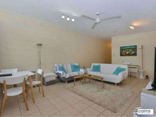 19 Daphne St, Redlynch - Thumbnail 2