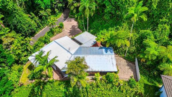 1 Bellevue Crescent, Edge Hill - Thumbnail 4