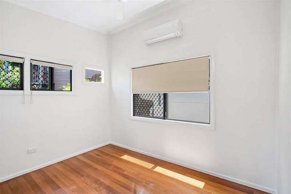 21 Bellevue Crescent, Edge Hill - Thumbnail 8