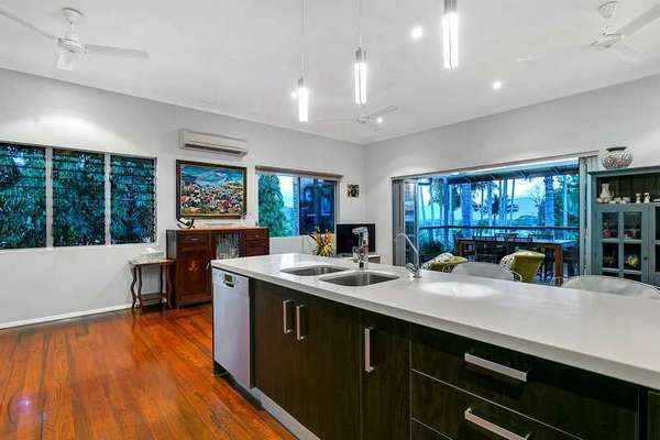171 Hillview Crescent, Whitfield - Thumbnail 4