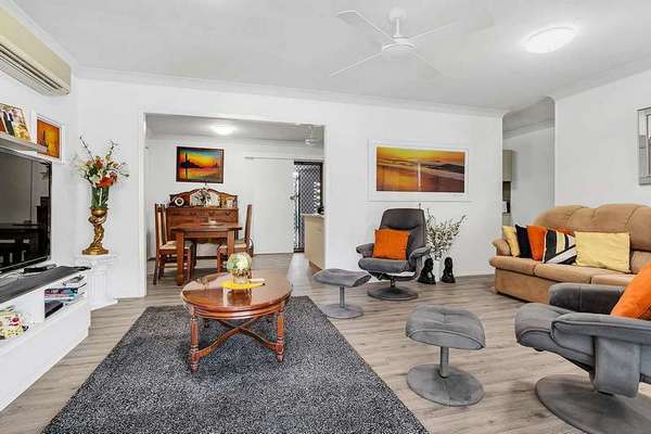 9 Hillview Cr, Whitfield - Thumbnail 2