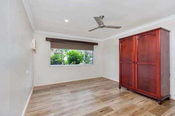 26 Duignan St, Whitfield - Thumbnail 4
