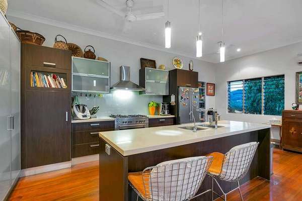 171 Hillview Crescent, Whitfield - Thumbnail 5
