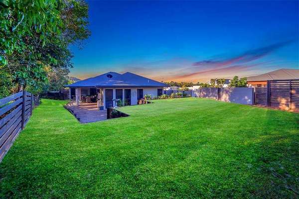 10 Whipbird Dr, Smithfield - Thumbnail 8