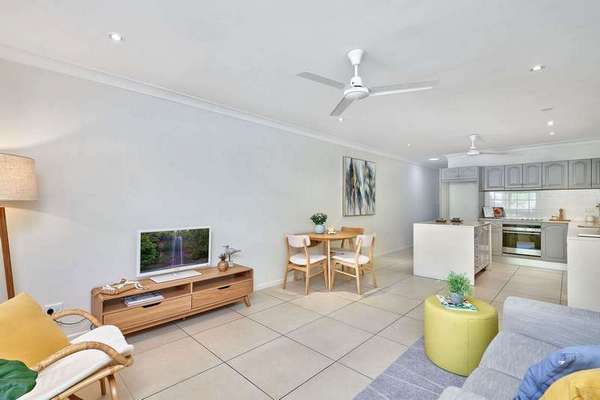 1/102 Collins Ave, Edge Hill - Thumbnail 4