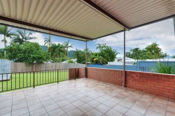 26 Duignan St, Whitfield - Thumbnail 3