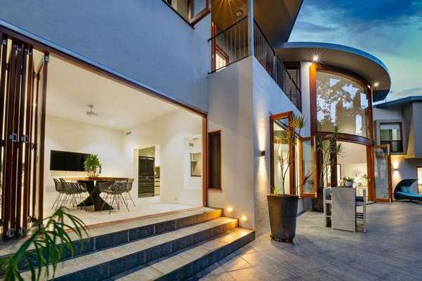 55 Junction Street, Edge Hill - Thumbnail 2