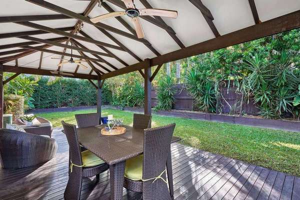 1/102 Collins Ave, Edge Hill - Thumbnail 2
