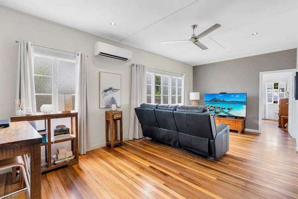 169 McManus Street, Whitfield - Thumbnail 2
