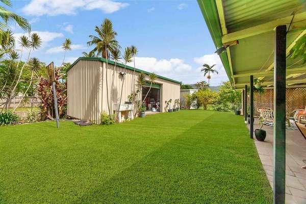 35 Mulligan St, Manoora - Image 1