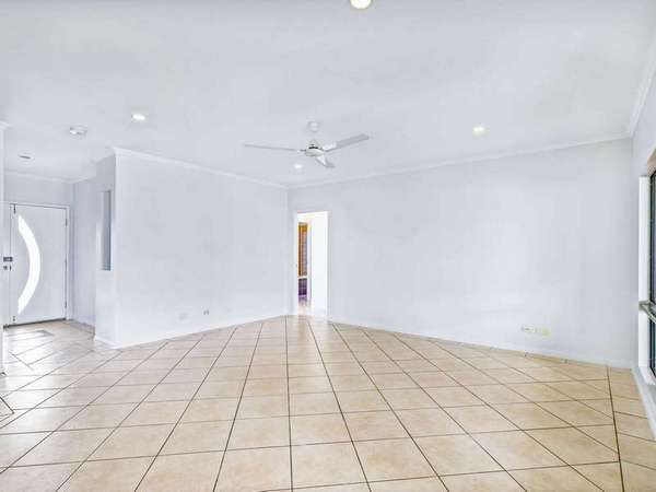13 Brian St, Brinsmead - Thumbnail 3