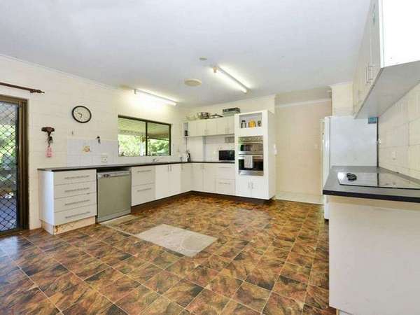 82-84 Dempsey St, Gordonvale - Thumbnail 4